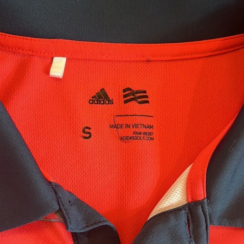 ((3 PIECE)) MENS SIZE SMALL BUNDLE TWO ADIDAS GOLF POLOS AND NWT UNDER ARMOUR T